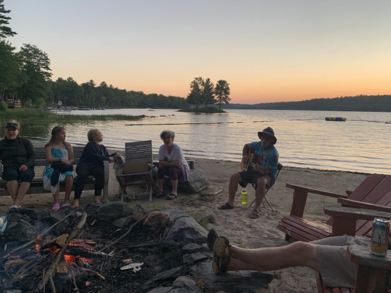 onsite-activities-guitar-at-dusk