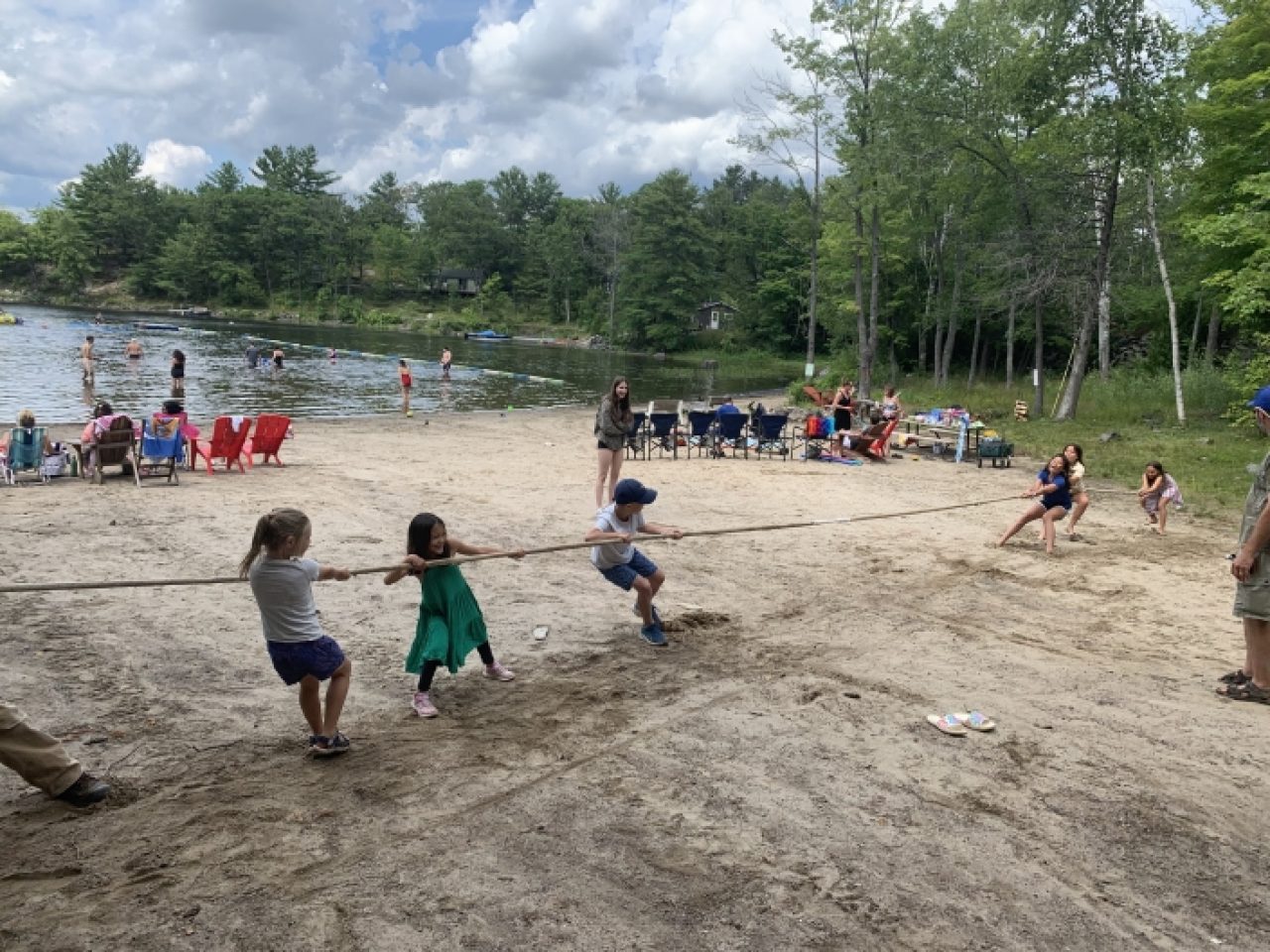onsite-activities-kids-tug-of-war